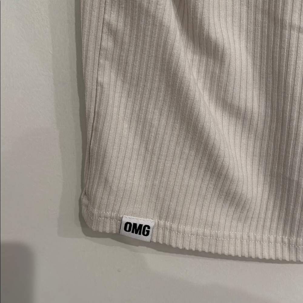 White Ribbed Tank Top - Picture 3 of 3